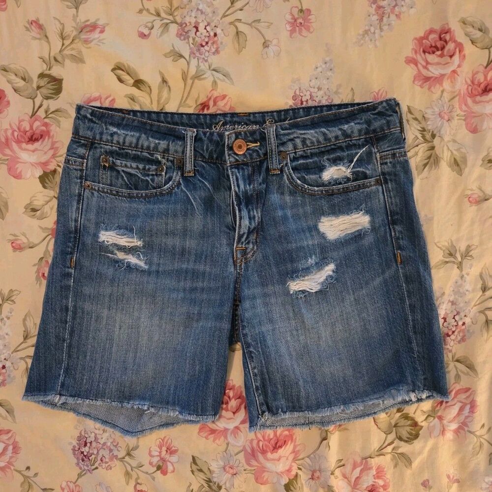 American Eagle Live Your Life Disressed Cut Off Denim Shorts 6" Inseam Sz 6